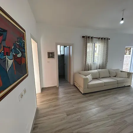 بيت للعطل Private House For Rent ساراندا
